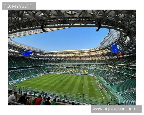 中国足球32号球星奋勇拼搏引领球队重燃希望书写绿茵场全新传奇 中国足球32号球星奋勇拼搏引领球队重燃希望书写绿茵场全新传奇